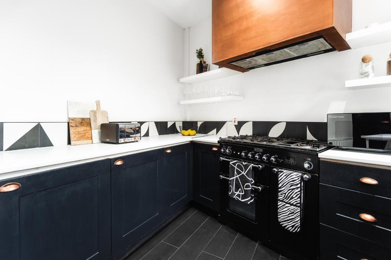 The Crescent Townhouse Villa Lisburn Eksteriør bilde